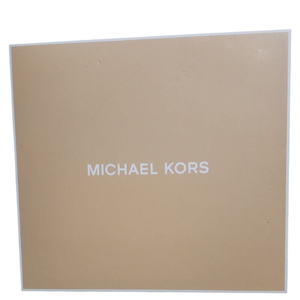 Michael Kors NWT Giftable Boxed Items Crossbody plus Card Wallet Comes in a box - Picture 7 of 11